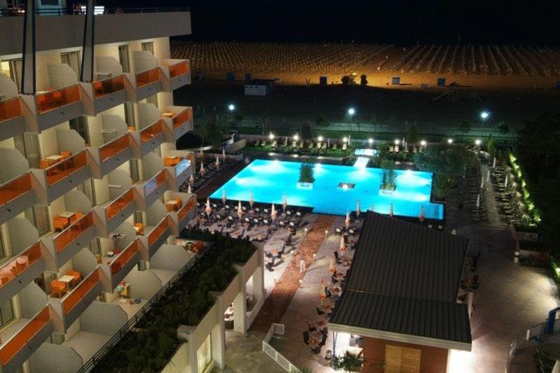 Bibione Palace Hotel ภายนอก รูปภาพ